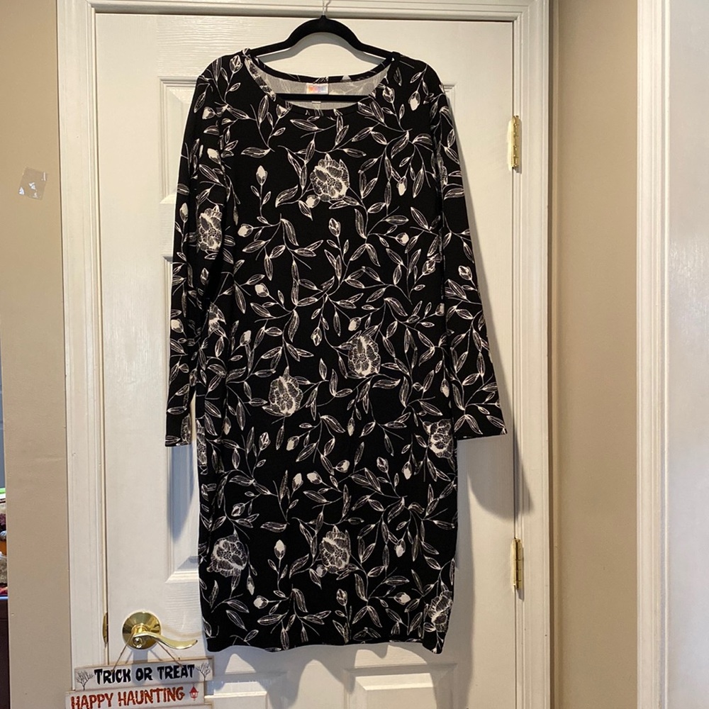 LuLaRoe Debbie Dress 3XL black/white